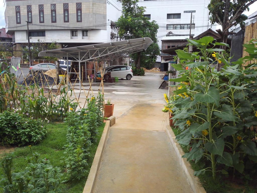 Baan Bussaba Hotel Транг Экстерьер фото